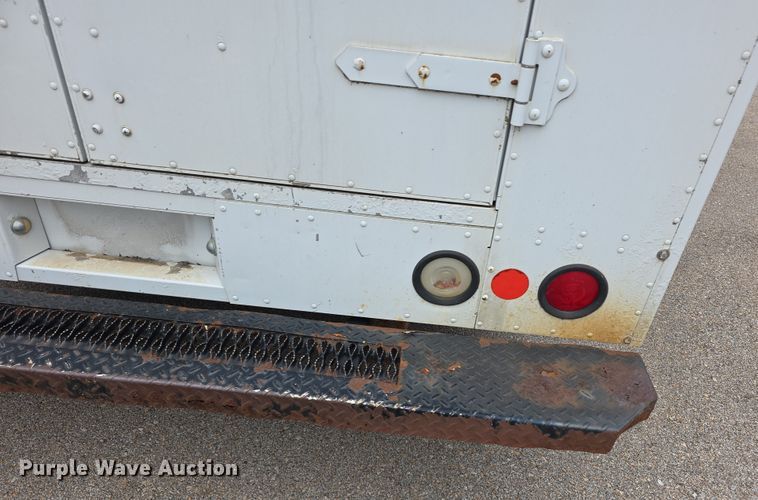 image for item DZ3795 2005 Ford Econoline Utilimaster delivery van