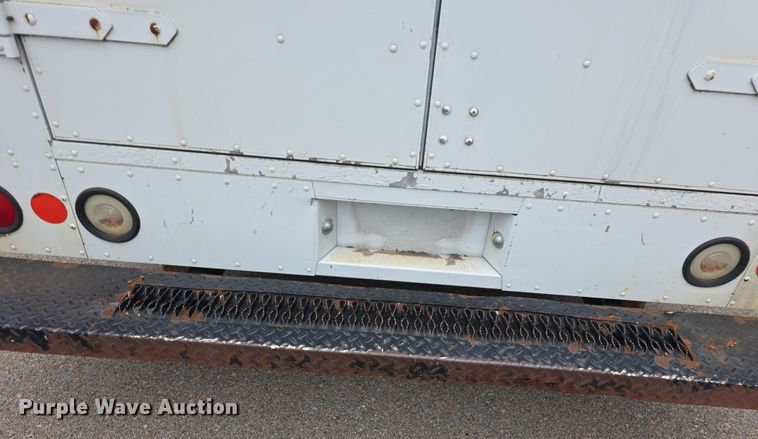 image for item DZ3795 2005 Ford Econoline Utilimaster delivery van