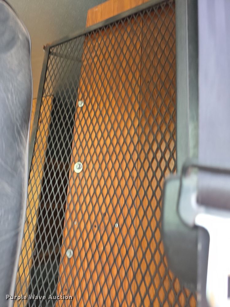 image for item DZ3795 2005 Ford Econoline Utilimaster delivery van