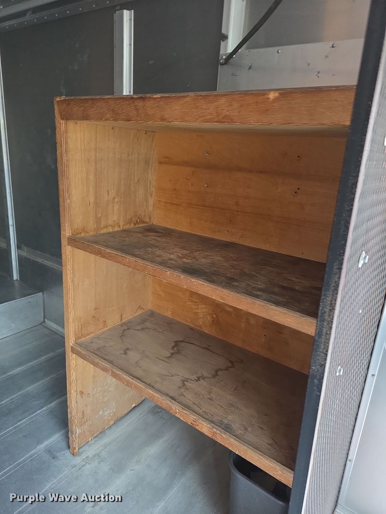 image for item DZ3795 2005 Ford Econoline Utilimaster delivery van