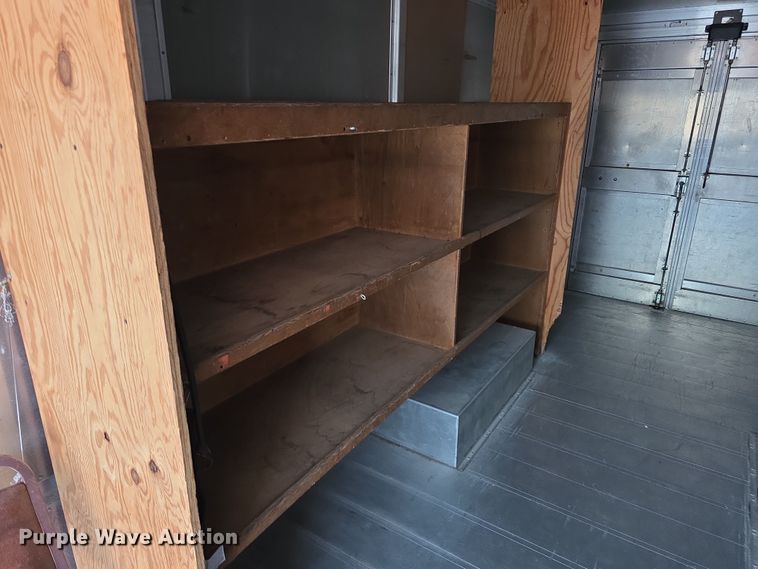 image for item DZ3795 2005 Ford Econoline Utilimaster delivery van