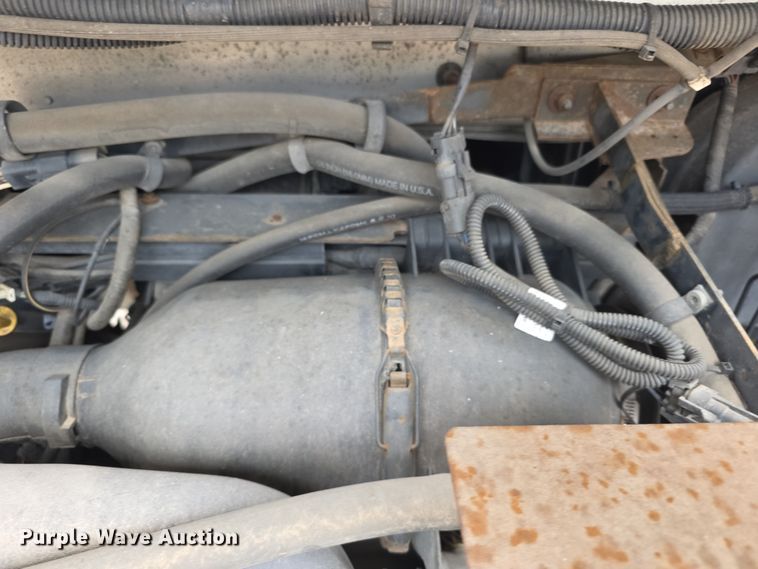 image for item DZ3795 2005 Ford Econoline Utilimaster delivery van