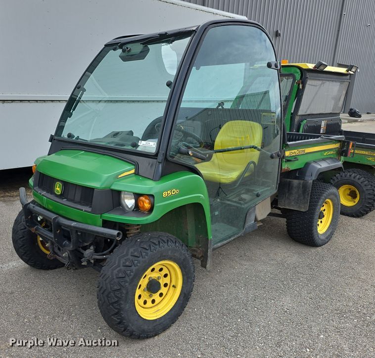 image for item DZ3796 2009 John Deere 850D Gator XUV utility vehicle