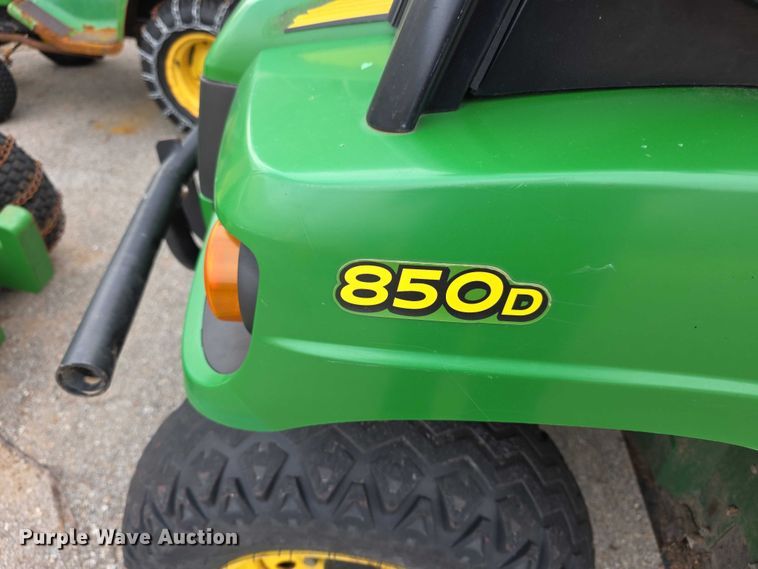 image for item DZ3796 2009 John Deere 850D Gator XUV utility vehicle