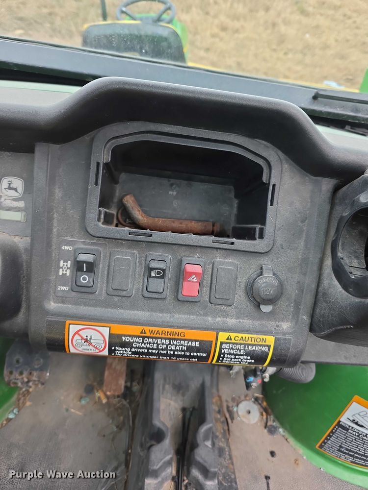 image for item DZ3796 2009 John Deere 850D Gator XUV utility vehicle