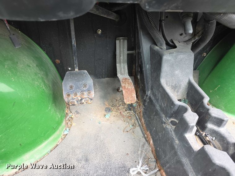 image for item DZ3796 2009 John Deere 850D Gator XUV utility vehicle