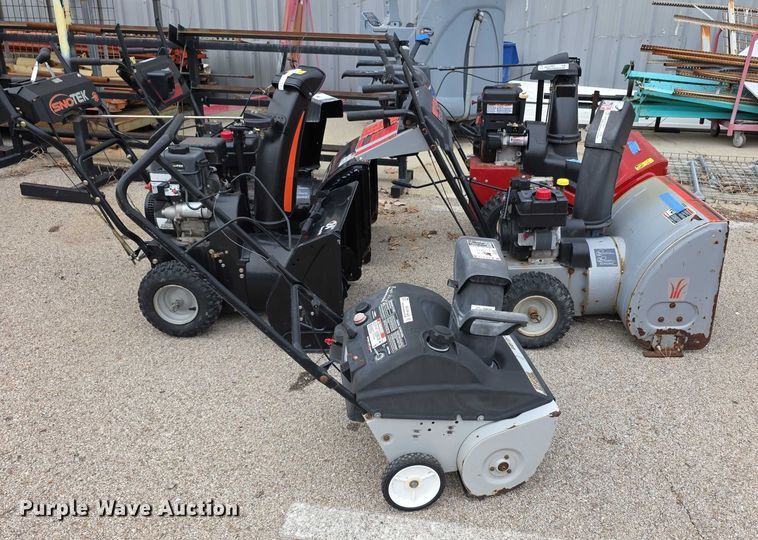 image for item DZ3798 (5) snow blowers