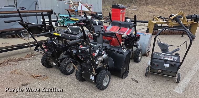 image for item DZ3798 (5) snow blowers