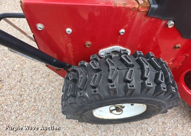 image for item DZ3799 (5) snow blower