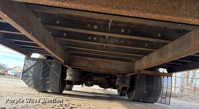 image for item EA2226 1997 Kentucky dry van trailer