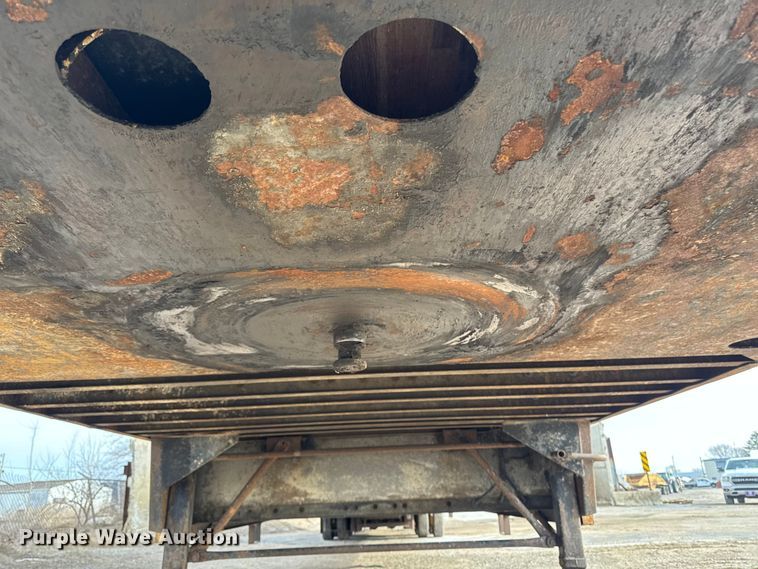 image for item EA2226 1997 Kentucky dry van trailer