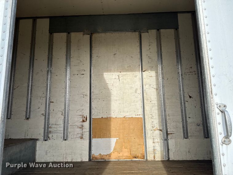 image for item EA2226 1997 Kentucky dry van trailer