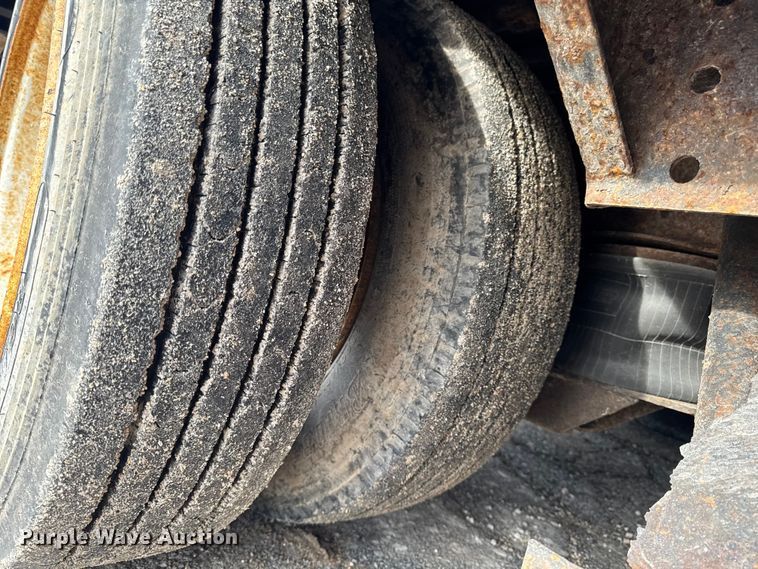 image for item EA2226 1997 Kentucky dry van trailer