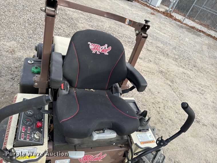 image for item EA2227 Grasshopper 900D ZTR lawn mower