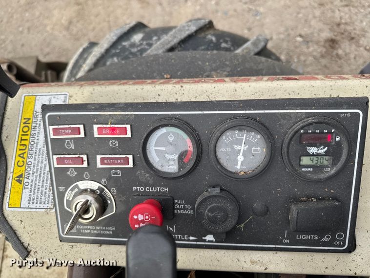 image for item EA2227 Grasshopper 900D ZTR lawn mower