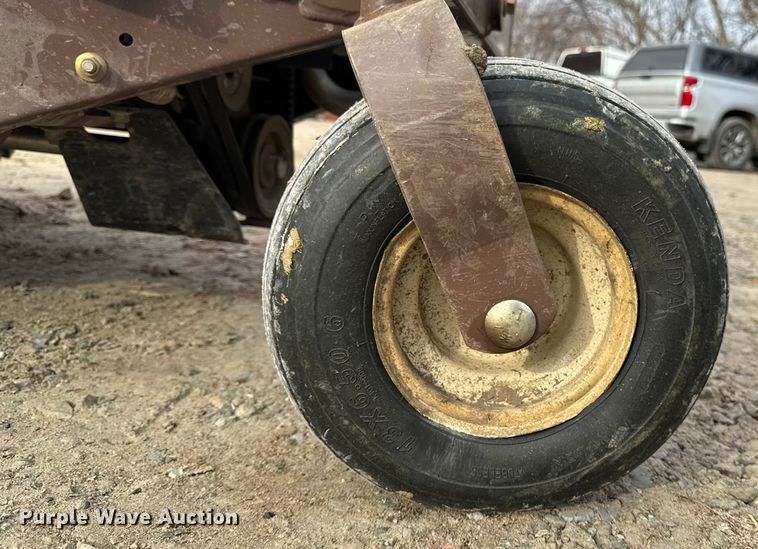 image for item EA2227 Grasshopper 900D ZTR lawn mower