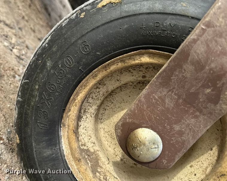 image for item EA2227 Grasshopper 900D ZTR lawn mower