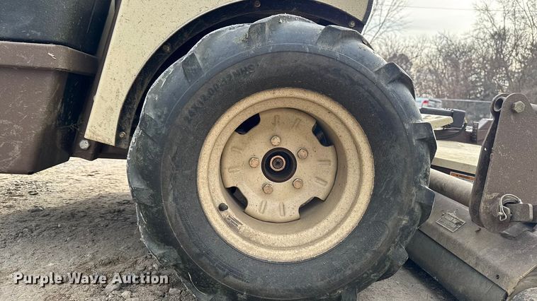 image for item EA2227 Grasshopper 900D ZTR lawn mower