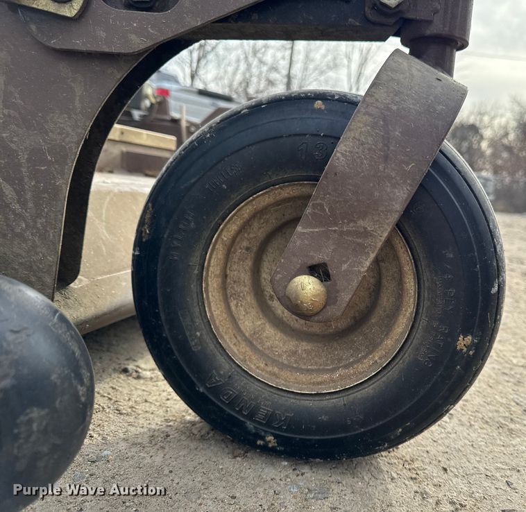 image for item EA2227 Grasshopper 900D ZTR lawn mower