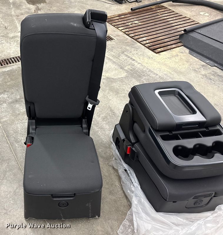 image for item EA2263 Center consoles