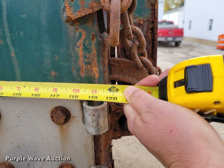 image for item EA2708 2004 Sterling L7500 dump truck