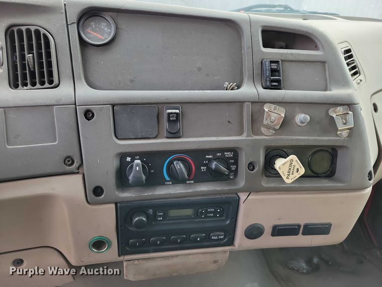 image for item EA2708 2004 Sterling L7500 dump truck