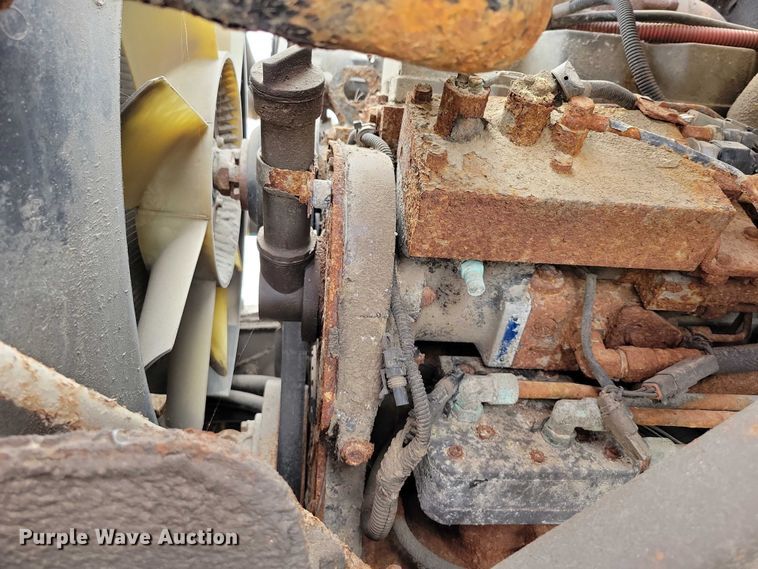 image for item EA2708 2004 Sterling L7500 dump truck