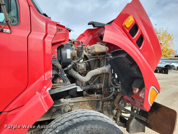 image for item EA2708 2004 Sterling L7500 dump truck