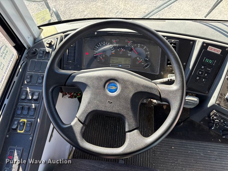 image for item EA7872 2014 Blue Bird All American school bus