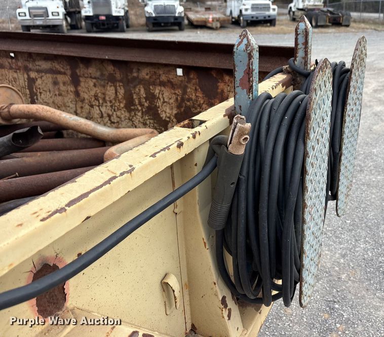 image for item EA7902 Welding trailer