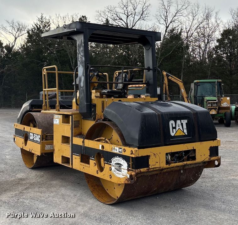 image for item EA7903 1996 Caterpillar CB-534C double drum vibratory roller