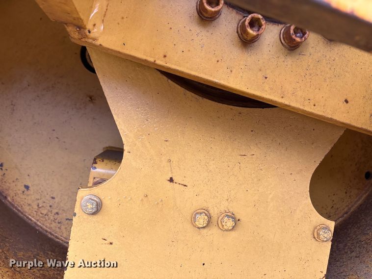 image for item EA7903 1996 Caterpillar CB-534C double drum vibratory roller