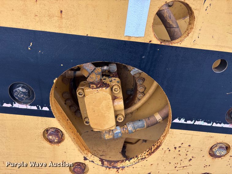 image for item EA7903 1996 Caterpillar CB-534C double drum vibratory roller