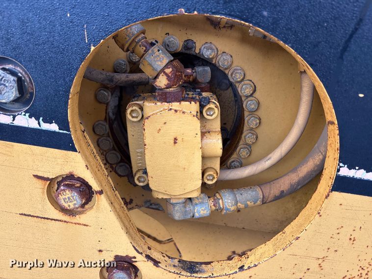 image for item EA7903 1996 Caterpillar CB-534C double drum vibratory roller