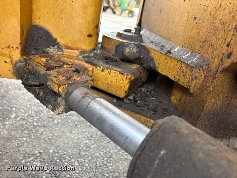 image for item EA7903 1996 Caterpillar CB-534C double drum vibratory roller