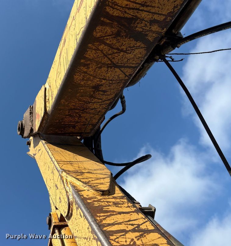 image for item EA7905 John Deere 6405 tractor