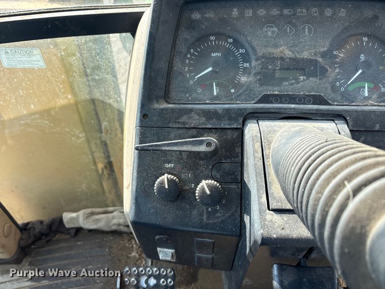 image for item EA7905 John Deere 6405 tractor