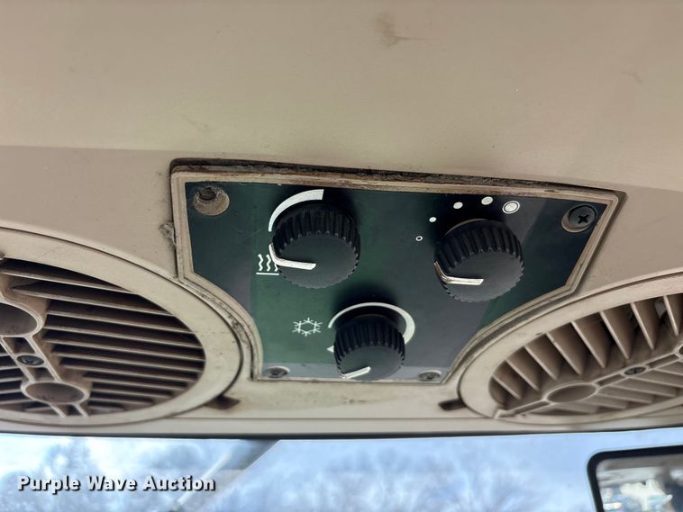 image for item EA7905 John Deere 6405 tractor