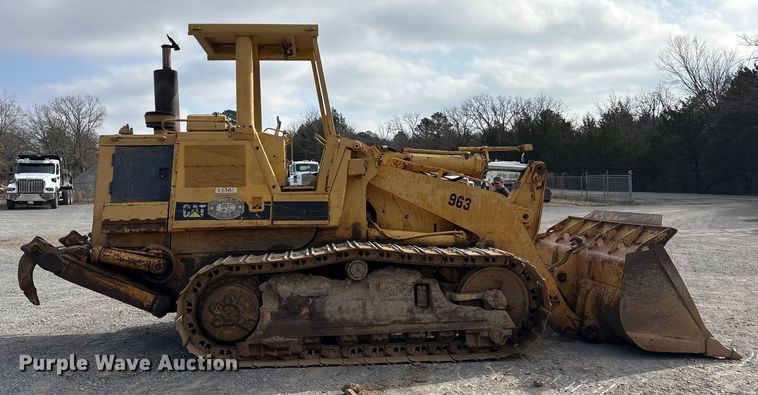image for item EA7906 1986 Caterpillar 963 track loader