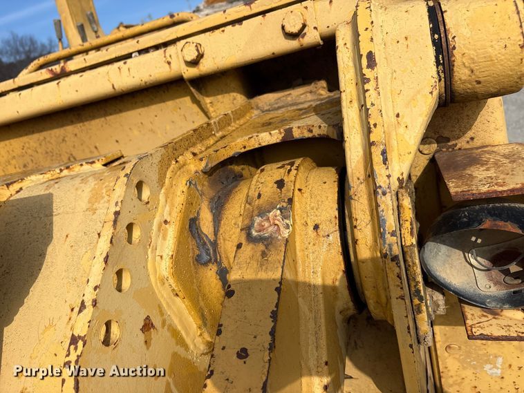 image for item EA7906 1986 Caterpillar 963 track loader