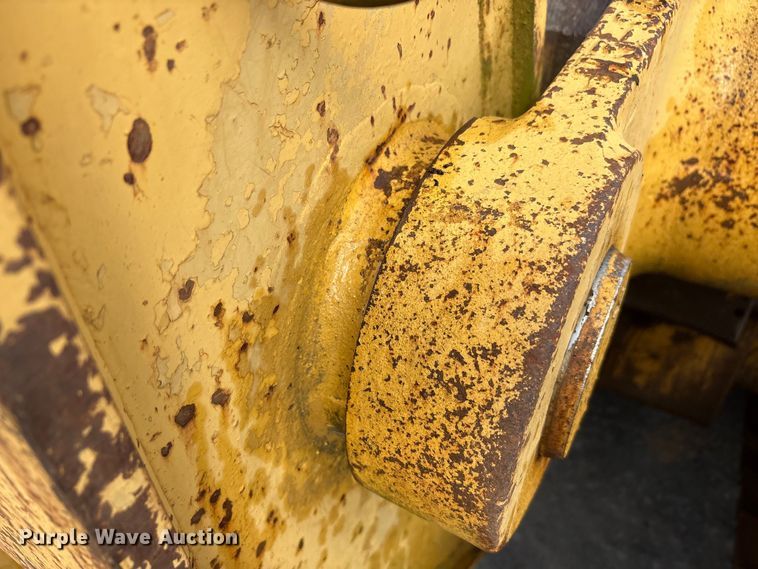 image for item EA7906 1986 Caterpillar 963 track loader