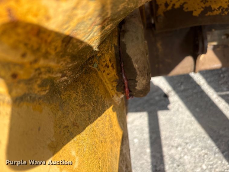 image for item EA7906 1986 Caterpillar 963 track loader