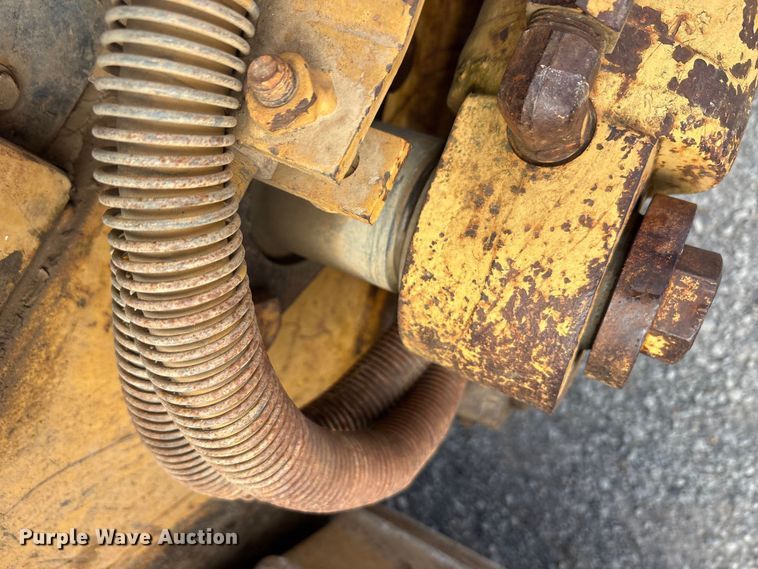 image for item EA7906 1986 Caterpillar 963 track loader