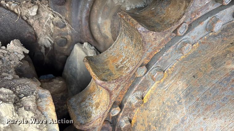 image for item EA7906 1986 Caterpillar 963 track loader