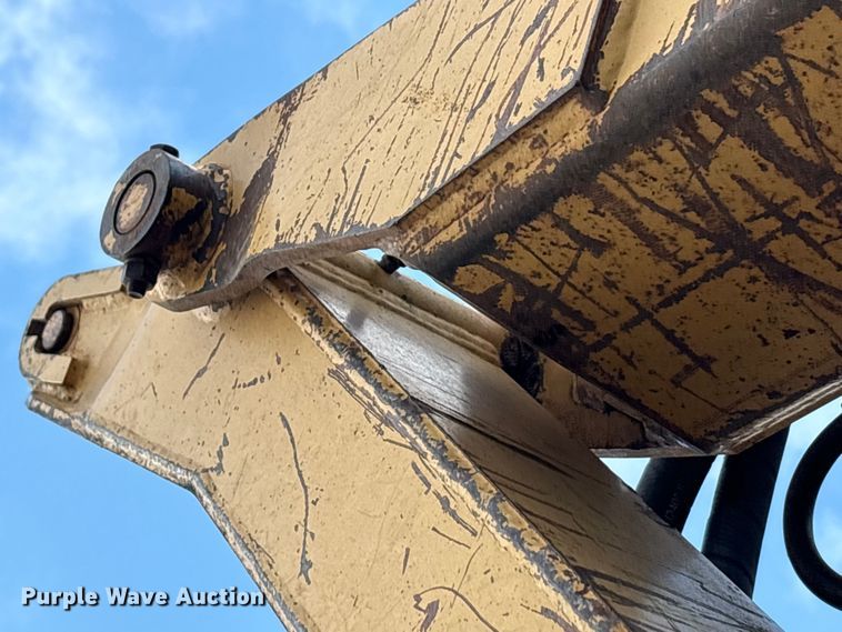 image for item EA7907 John Deere 6405 tractor