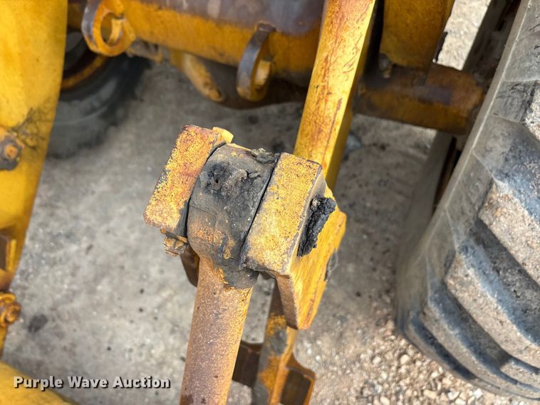 image for item EA7908 1973 Caterpillar 950 wheel loader