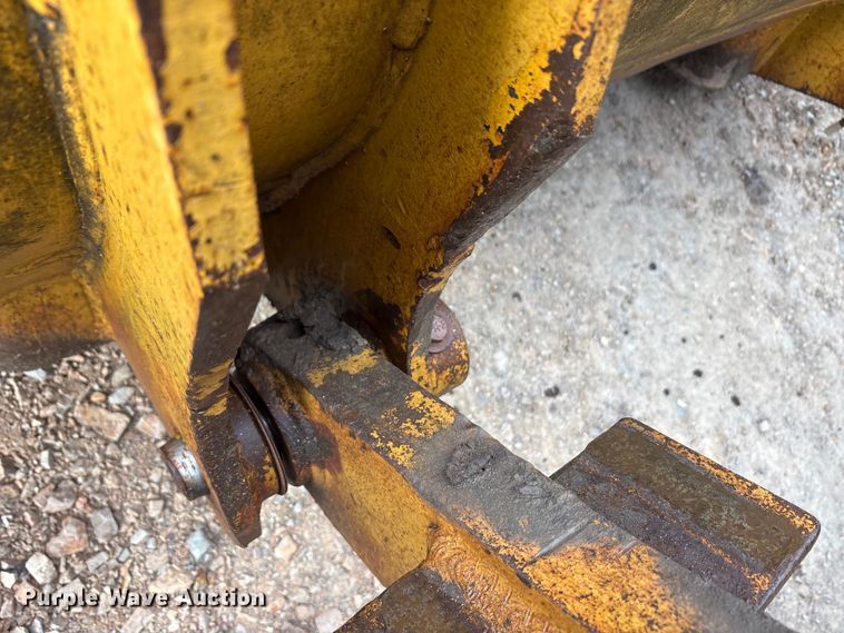 image for item EA7908 1973 Caterpillar 950 wheel loader