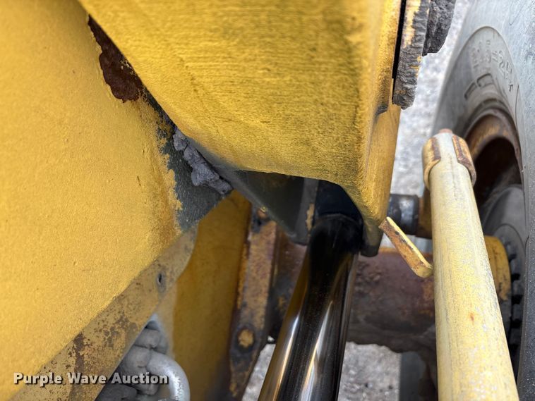 image for item EA7908 1973 Caterpillar 950 wheel loader