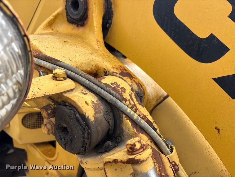 image for item EA7908 1973 Caterpillar 950 wheel loader