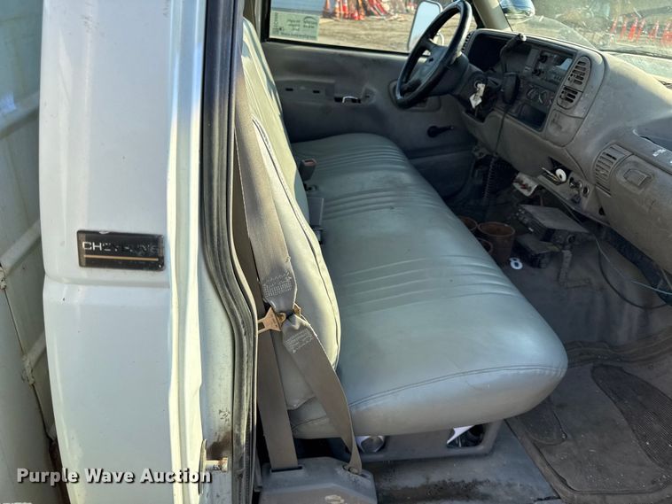 image for item EC4496 1995 Chevrolet C3500 utility bed pickup truck